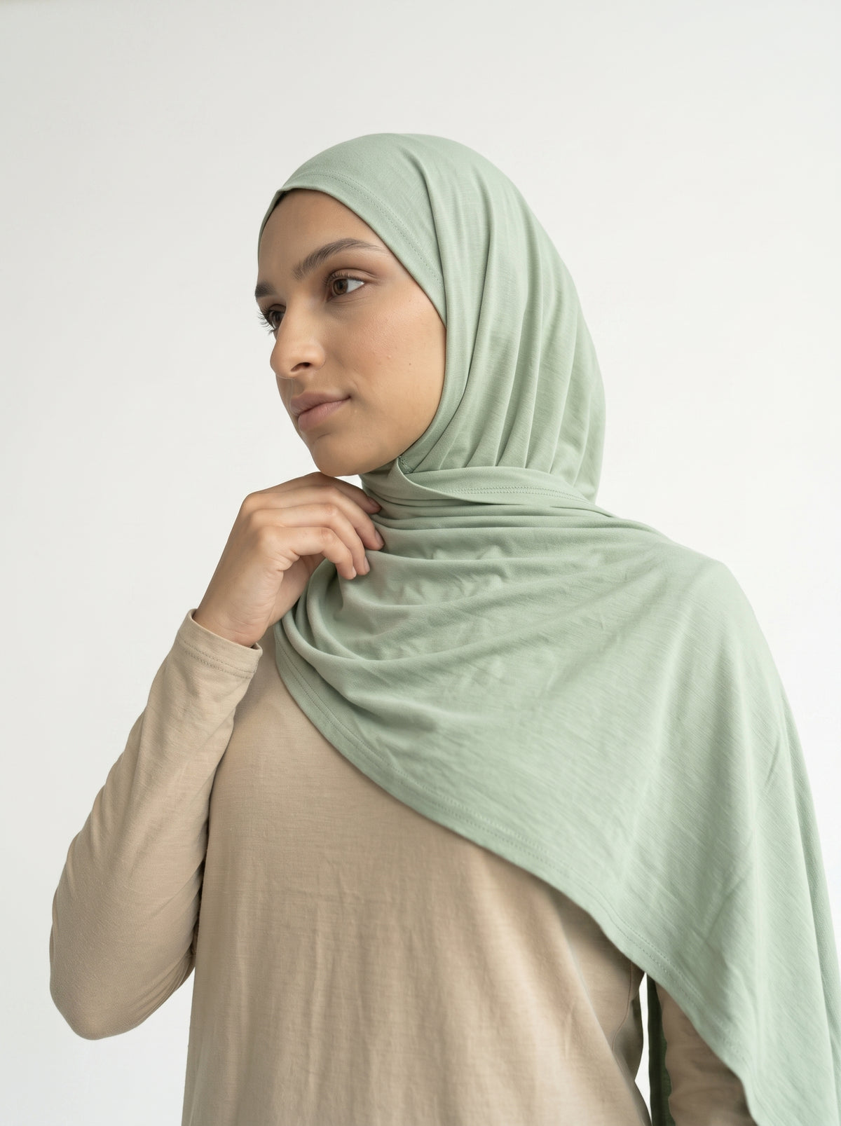 Hijab Jersey Bamboo Sauge, Jersey de bambou, vert sauge tendre, AÏKARA Paris
