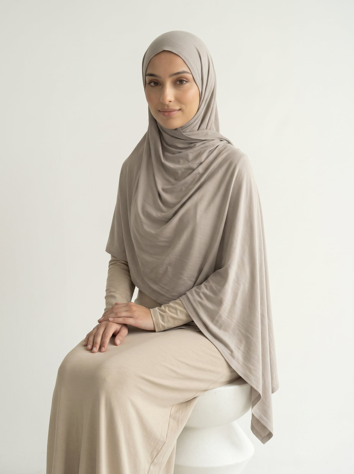Hijab Jersey Bamboo Taupe, vue 4 sur 4