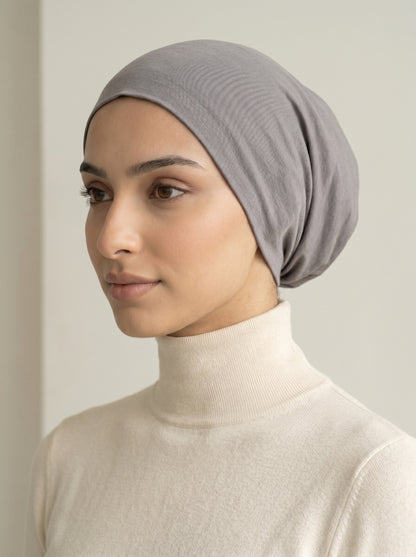 Bonnet sous-hijab gris clair, vue de profil